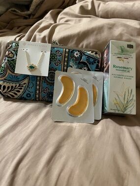 NWT Kendra Scott Gold Necklace with Green Stone plus Retired Vera Bradley plus..